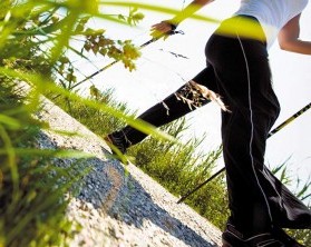 Fit with two sticks - Parkhotel am Soier See | Bad Bayersoien