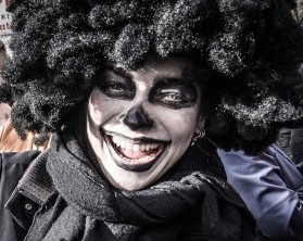 A disguise should not be missing at carnival 