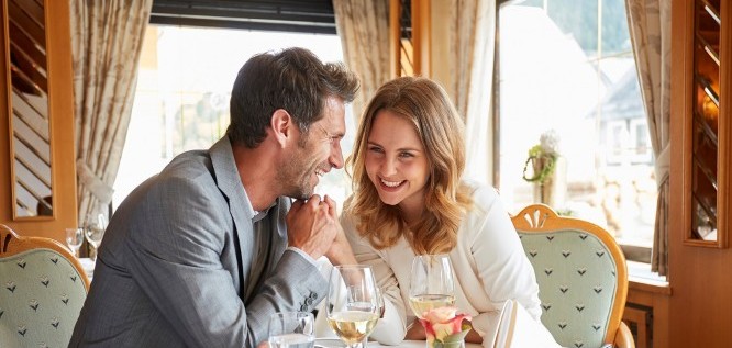 Romantisches Hochzeitsdinner in Göbel's Schlosshotel, Hessen