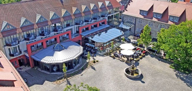Der Schlossplatz | Göbel's Schlosshotel Prinz von Hessen - Nordhessen