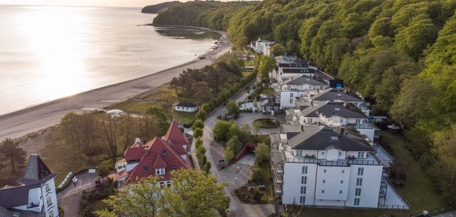 Grand Hotel Binz - Rügen - Ostsee - Deutschland - Direkt zwischen Ostsee und Wald der Granitz