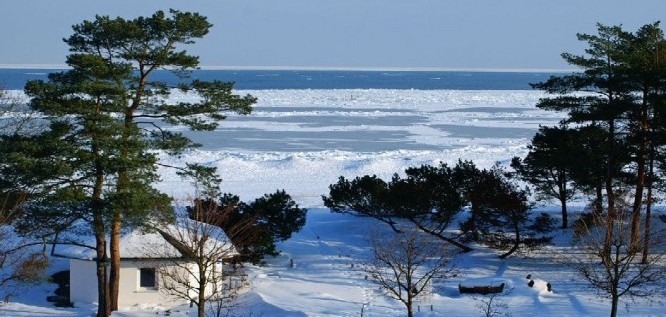 Baltic Sea in winter | Grand Hotel Binz - Island of Ruegen 