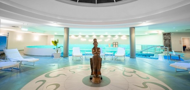 Grand Hotel Binz - Rügen - Ostsee - Deutschland - Pool mit Ruhrbereich