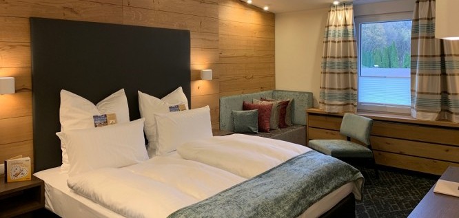 Doppelzimmer Klassik 2 - Hotel Heinz - Höhr-Grenzhausen - Westerwald