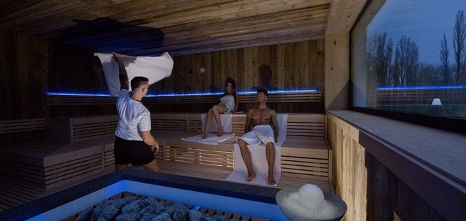 Saunaaufguss | Romantik Hotel Schwanefeld - Meerane Sachsen 