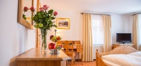 Standardzimmer im Altbau des Romantik Hotel Schwanefeld in Sachsen