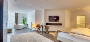 Linné Junior Suite im Romantik Hotel Schwanefeld in Sachsen