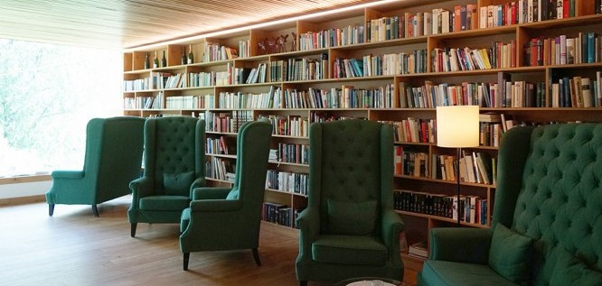 Bibliothek - Hotelbereich - MentalSpa-Resort Fritsch am Berg - Lochau - Österreich