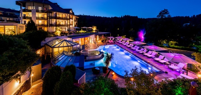 Romantischer Winkel - Bad Sachsa - Harz - Laguna SPA am Abend