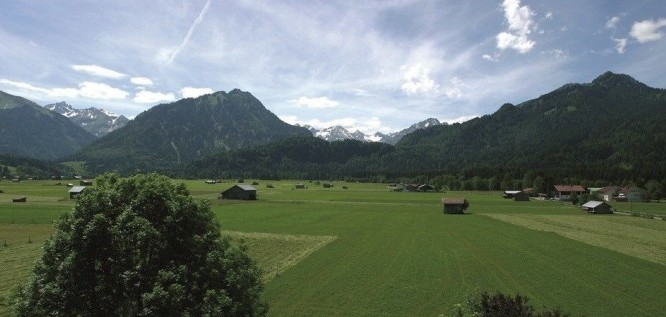 Tolle Aussicht aus der Suite Enzian – Schüle's Gesundheitsresort & Spa – Allgäu | Bayern