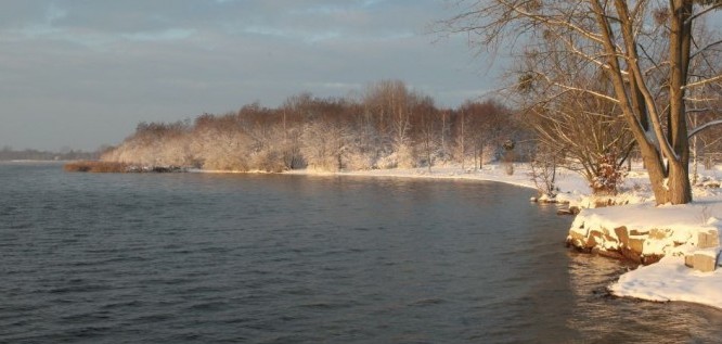 Der Senftenberger See im Winter – Wellnesshotel Seeschlößchen | Privat-SPA & Naturresort – Niederlausitz/Brandenburg