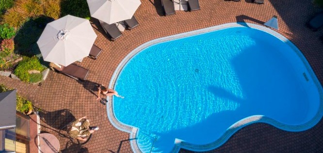 Outdoor pool - Wellnesshotel Seeschloesschen - Private SPA & Nature Resort – Lower Lusatia/Brandenburg