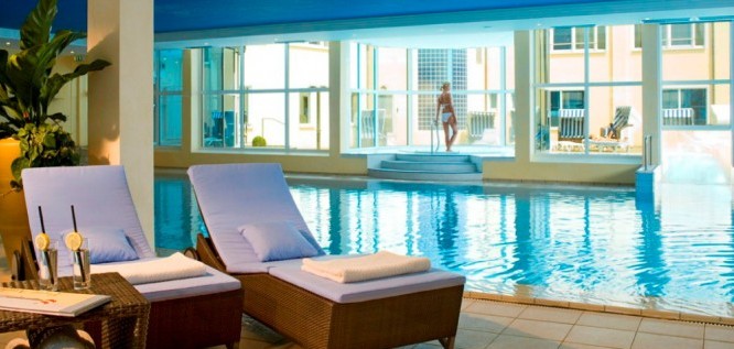 Meerwasserinnenpool - Strandhotel Georgshöhe - Norderney - Nordsee